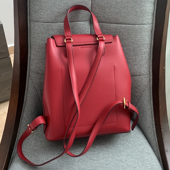 Beautiful 🍒 Leather Ralph Lauren Backpack😍 - Picture 3 of 8